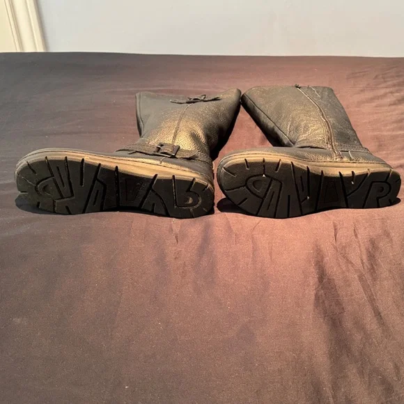 BOC Black Leather snow Women's Boots preowned non smoking home great shape - Picture 3 of 8